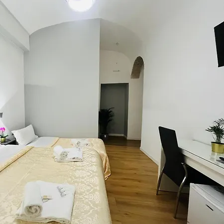 Rome Holiday Guesthouse Guest house Rome