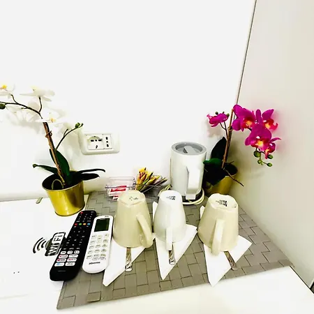 Rome Holiday Guesthouse * Rome