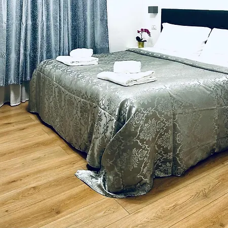 Rome Holiday Guesthouse Guest house Rome